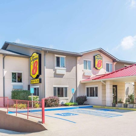 Super 8 By Wyndham Bloomington University Area Kültér fotó