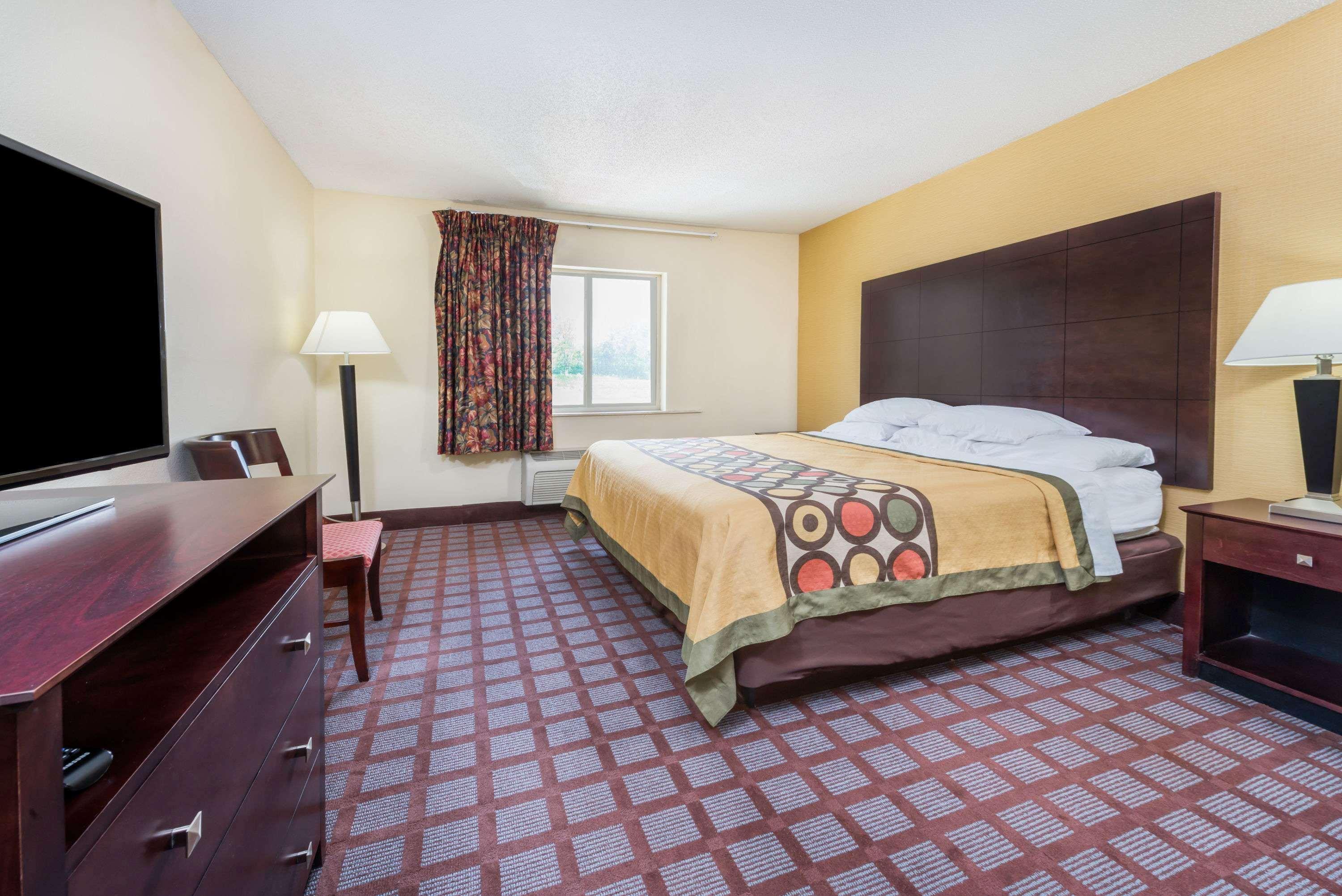 Super 8 By Wyndham Bloomington University Area Kültér fotó