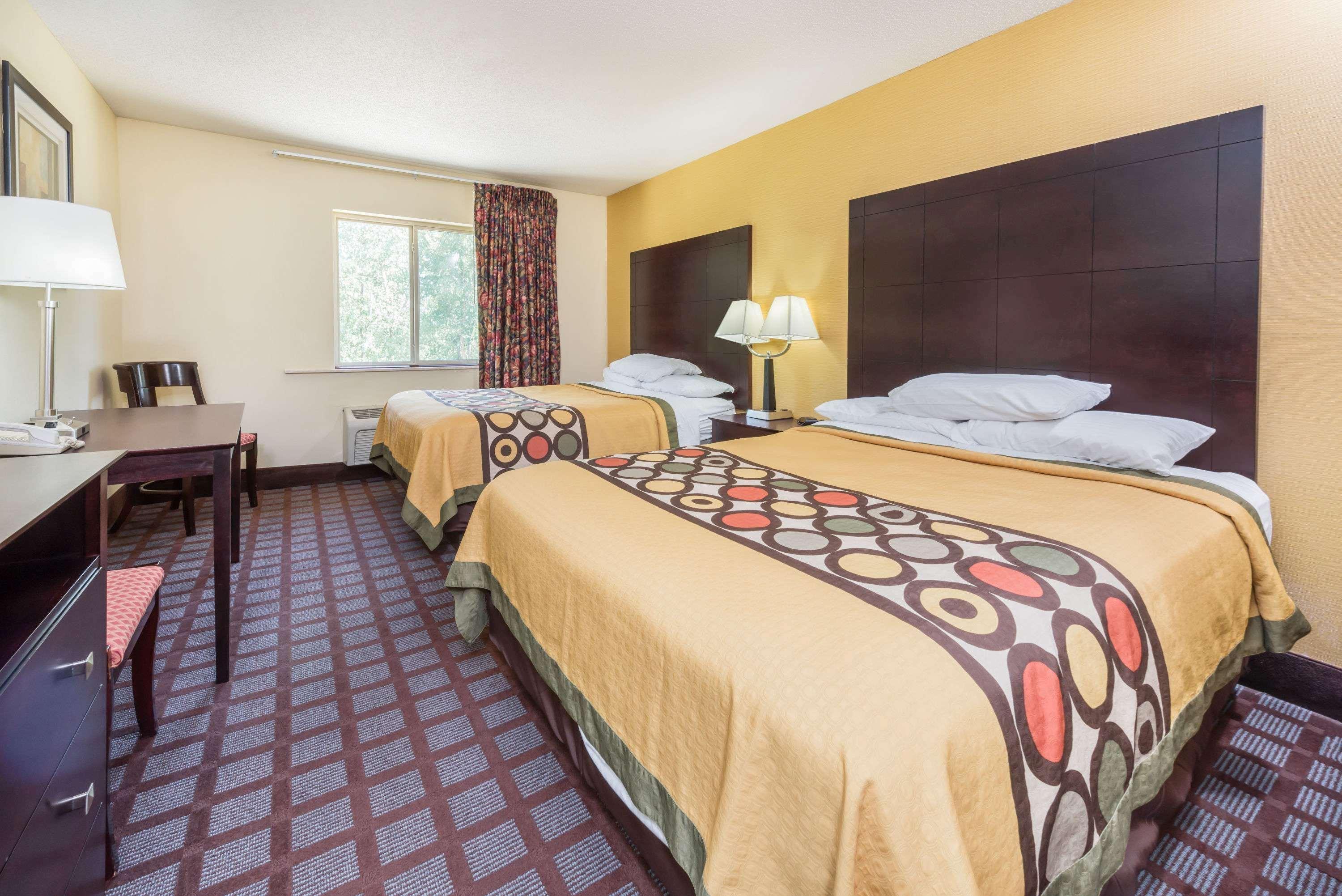 Super 8 By Wyndham Bloomington University Area Kültér fotó