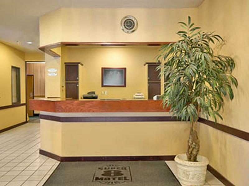 Super 8 By Wyndham Bloomington University Area Kültér fotó