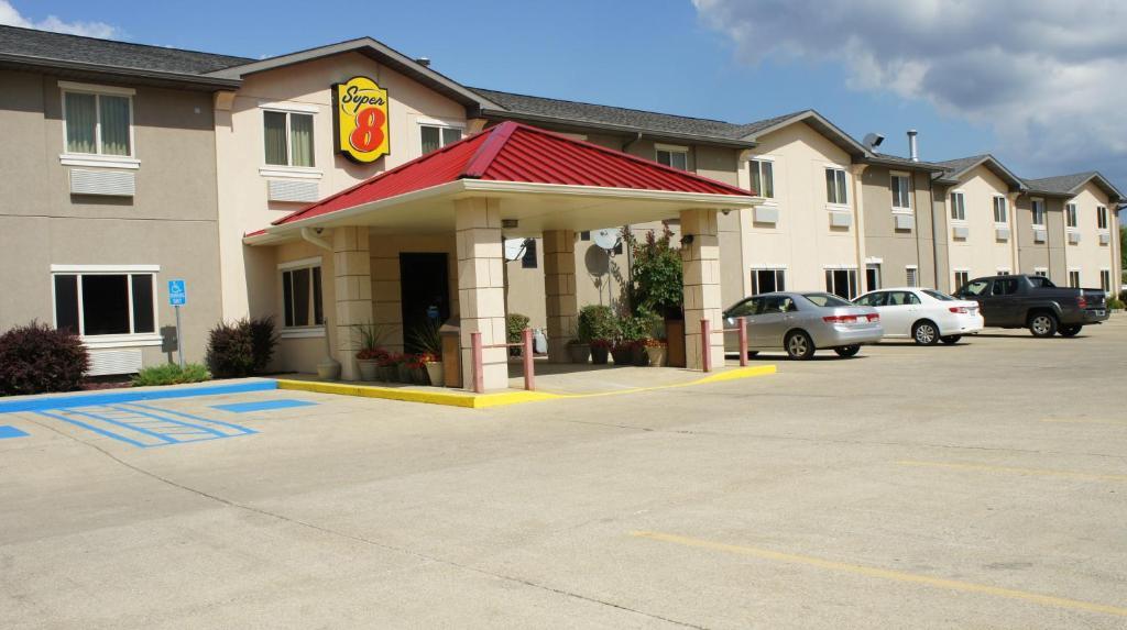 Super 8 By Wyndham Bloomington University Area Kültér fotó